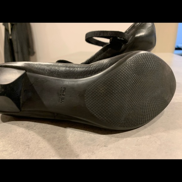 Prada shoes: Mary Janes - Picture 4 of 7